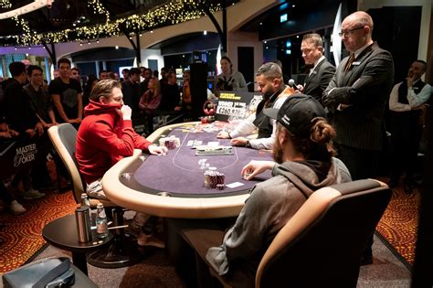 holland casino live poker